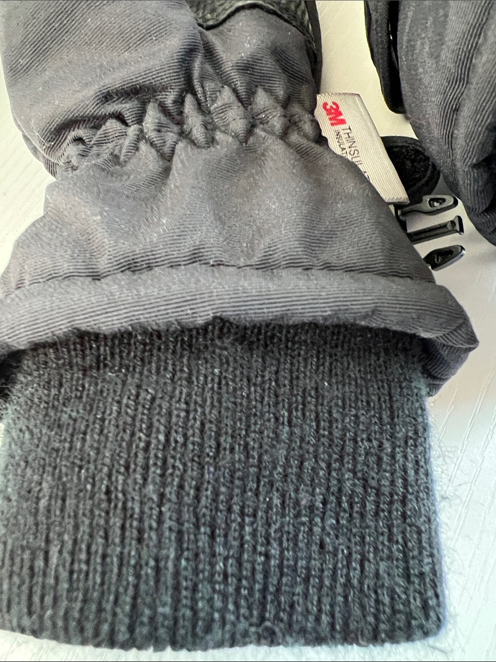 3M Thinsulate | Black Kids Mittens Size 2T/3T - Picture 12 of 14